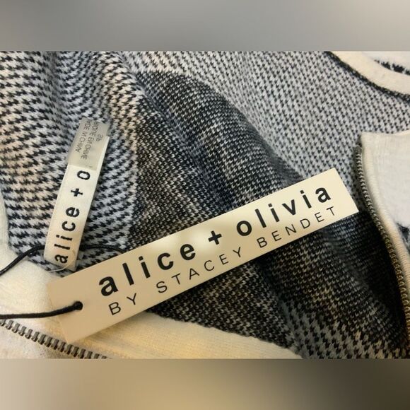 $298 Alice + Olivia ELAINA Striped Sleeveless Sweater Dress Midi Black/Cream S/P - Picture 5 of 8